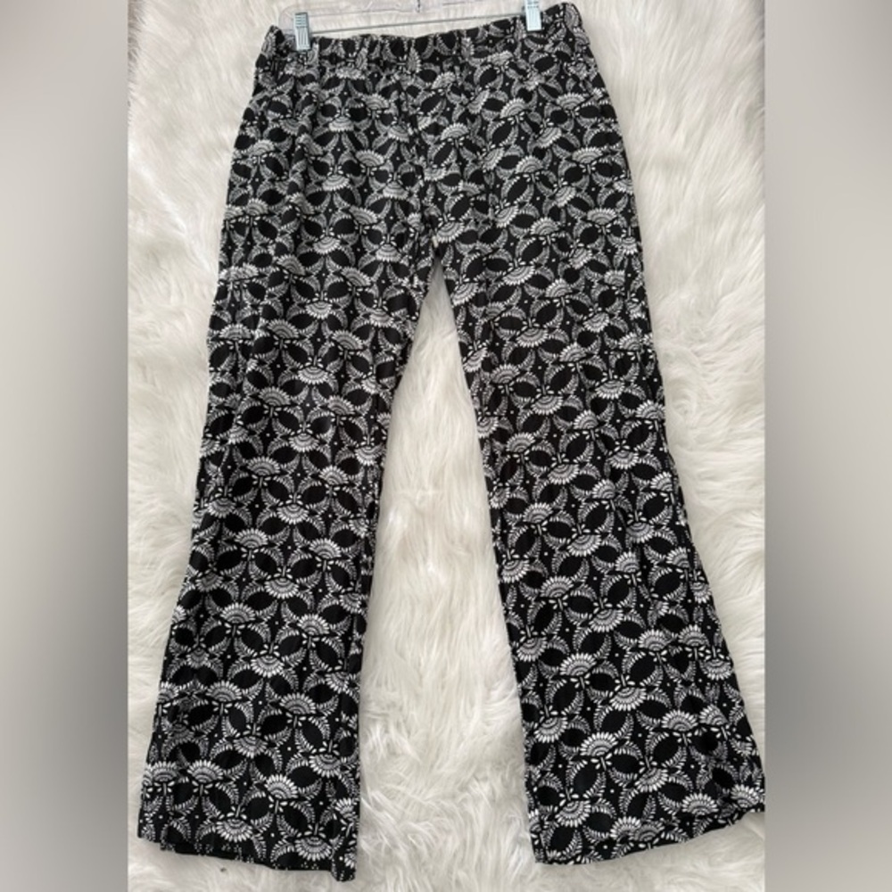 Old Navy Black and White Floral Pants